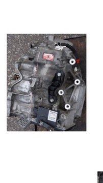 Коробка передач автомат volvo v40 v60 2.0 d3 tf80sd 12r фото №1