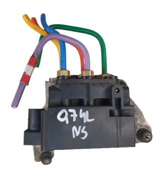 Audi q7 4l розподільник пневматика підвішування оригінал фото №1