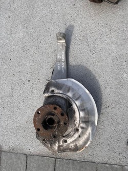 Porsche cayenne 7p5 поворотна опора перед ліва фото №1