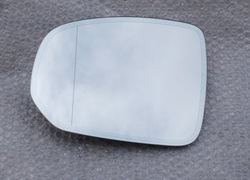 Volvo xc60 ii 2017- фотохромний лівий вкладка фото №1