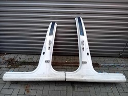 Toyota yaris iii порог правые стойка 2015r фото №1