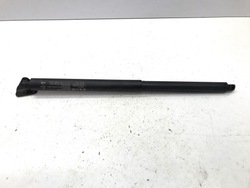 Lexus lbx 2024 амортизатор амортизатор крышки багажника зад правый 68910-52040 фото №1