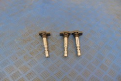 Volkswagen polo iv 9n 1.2 12v катушка зажигания 03d905715a фото №1