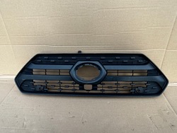 Toyota rav4 решітка радіатора решітка фото №1