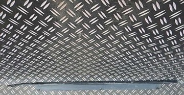 Audi q7 06- 4l планка na двері лівий перед фото №1