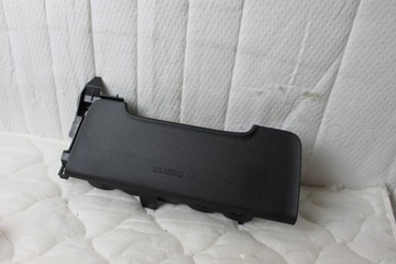 Захист заглушка подушки kolanowej toyota prius iv ga513-02800 фото №1