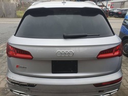 Крышка багажника audi q5 80a fy suv lz7g фото №1