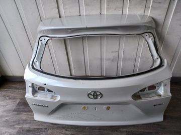 Крышка зад задняя ---- toyota corolla cross ---- фото №1