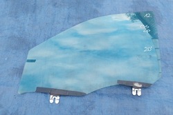 Jeep compass ii 20 21 скло з двері лівий перед 68292953ac номер 12 фото №1