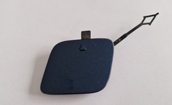 Заглушка фаркоп бампера перед mercedes b-klasa w247 a2478852202 фото №1