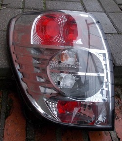 Chevrolet captiva рестайлінг ліва задня лампа оригінал фото №1