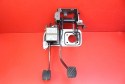 Педаль педалі зчеплення гальмо 49600-51k50 suzuki splash 08-12 фото №1