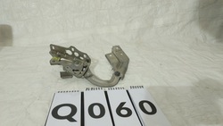 Mercedes c-klasa w206 петля капота правые перед фото №1