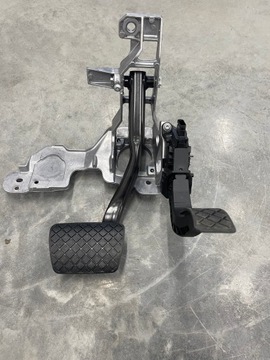 Каркас педаль тормоза газа a6 c8 a4 b8 2.0 tdi фото №1