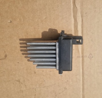 Резистор резистор audi a6 c5 4b0820521 5ds006467-02 фото №1
