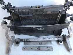 Mercedes cla w117 2.0 cgi pas переднее радиатор фото №1