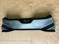 26 fiat tipo ii защита ремня заднего багажника 07356348700 фото №1