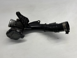 Шланг інтеркулер дросельна заслінка 1.6 tdci ford c-max ii av6q9351bc фото №1