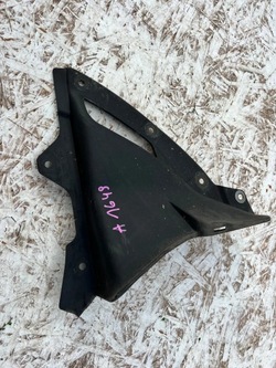 Mazda mx30 mx-30 2020 захист підкрилок трикутник лівий перед фото №1