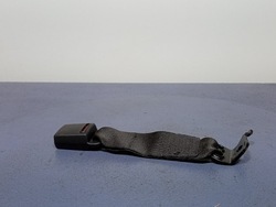 Bmw 5 g30 застёжка ремня безопасности зад 7430064 фото №1