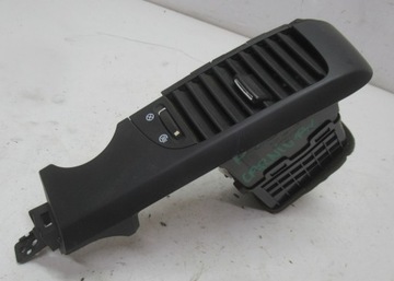 Kia carnival ii 07r решітка повітропровід права фото №1