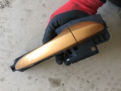 Hyundai i20 ii 14- 5d ручка дверь правая перед t5a фото №1