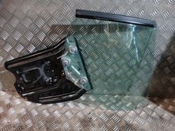 Стекло кузовная левая maserati granturismo 1 фото №1