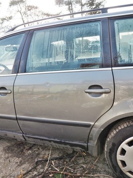 Vw passat b5 рестайлінг універсал 2000-05 двері ліві зад задні колір ld7w bez іржа фото №1