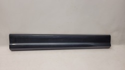 Audi q2 планка двері права перед фото №1