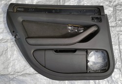Оббивка боковина двері лівий зад audi a8 s8 d3 4e рестайлінг 4e0867067 фото №1
