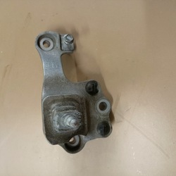 Renault megane iv лапи коробки коробки передач фото №1