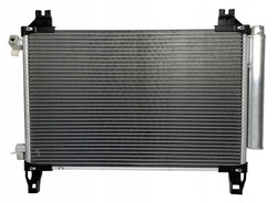 Кондиціонер toyota yaris p13 1.5 гібрид 2010 - фото №1