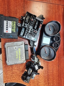 Набір імобілайзер стартовий комп'ютер opel insignia 2.0cdt фото №1