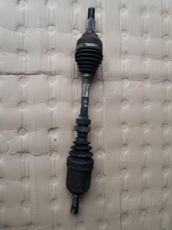 Nissan qashqai j10 рестайлинг полуось левая 2.0 b фото №1