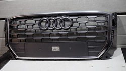 Audi q2 81a853651 решітка радіатора решітка ii хром mat сатин фото №1