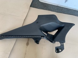 Ford mustang mach-e 2021r захист обшивка стійка c лівий зад оригінал фото №1