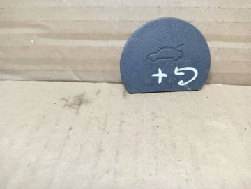 Volkswagen jetta v 2007 панель аварийного открывания замка багажника фото №1