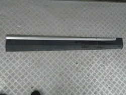 Mg zs ev 2022 планка двері правих праві перед передніх фото №1