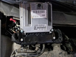 Компьютер двигателя 4f0907401b 4f2910401h audi a6 c6 фото №1