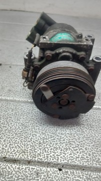 Компресор кондиціонера renault clio ii 01r 8200037058 фото №1