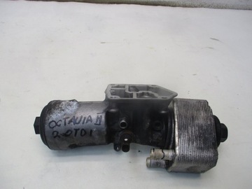Корпус фільтра масла chłodniczk octavia ii 2.0 tdi фото №1