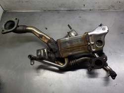 Opel astra j радіаторів вихлопних газів 98073074 фото №1