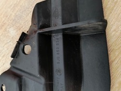 Брызговик 8j0853834b audi tt 8j правые задний фото №1