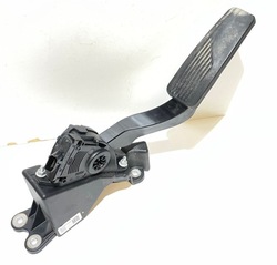 Maserati levante педаль gaz 06700372500 04861714af фото №1