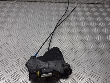 Замок двері центральний лівий перед toyota avensis t25 фото №1