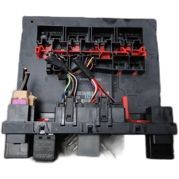 Модуль бортовою мережаю vw passat b6 3c 3c0 3c0937049j фото №1