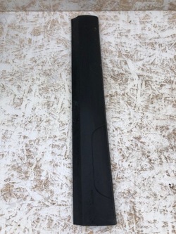 Планка бокова двері праві перед audi q3 8u0 фото №1