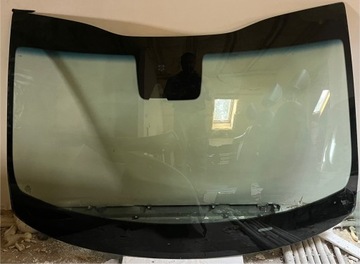 Kia stinger стекло лобовое перед оригинал фото №1