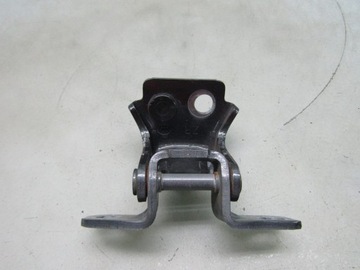 Mazda cx-30 21r петля двері праві зад задній верхній правих задніх 46g фото №1