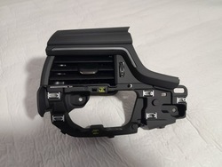 Audi a4 b9 решётка воздуховод 8w1820901 фото №1